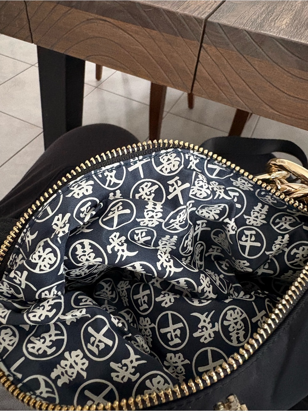 Amy Sacks Black Nylon Crossbody with Gold Hardware - Picture 13 of 15